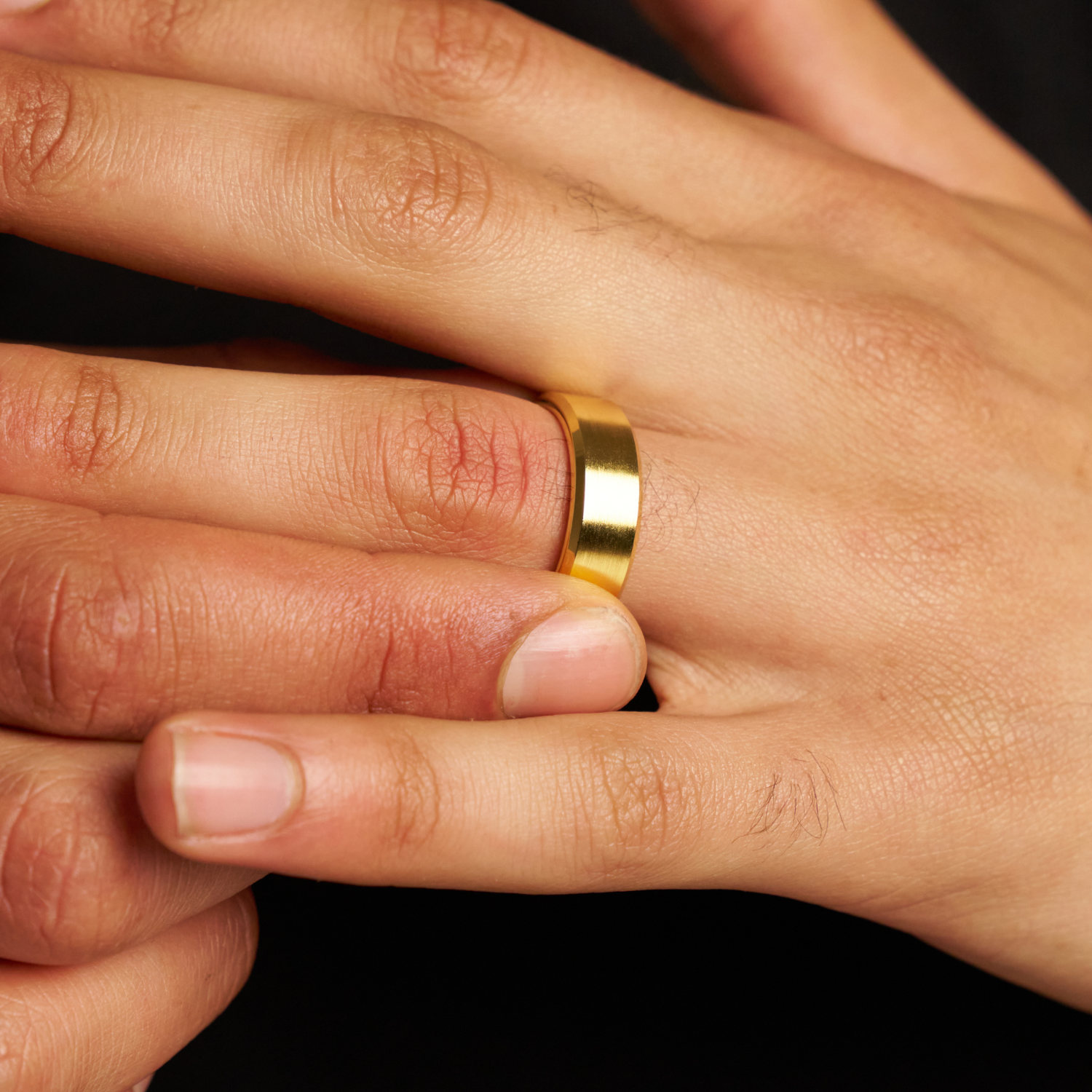 Bevelled Ring (Gold) 8mm | 18ct Gold Tungsten