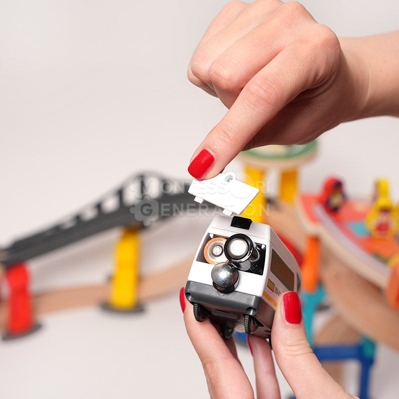 Montessori Crane & Train Magnetic Playset